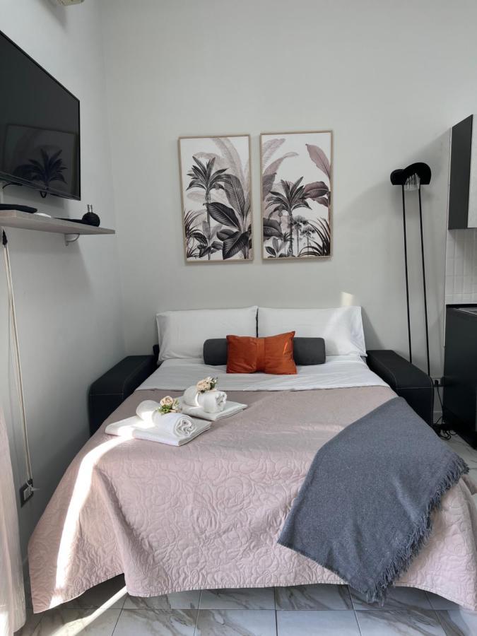 La Casa Di Ale 69 Apartment Наполи Екстериор снимка