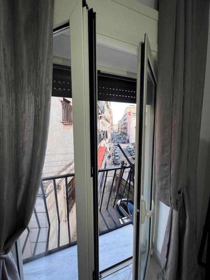 La Casa Di Ale 69 Apartment Наполи Екстериор снимка